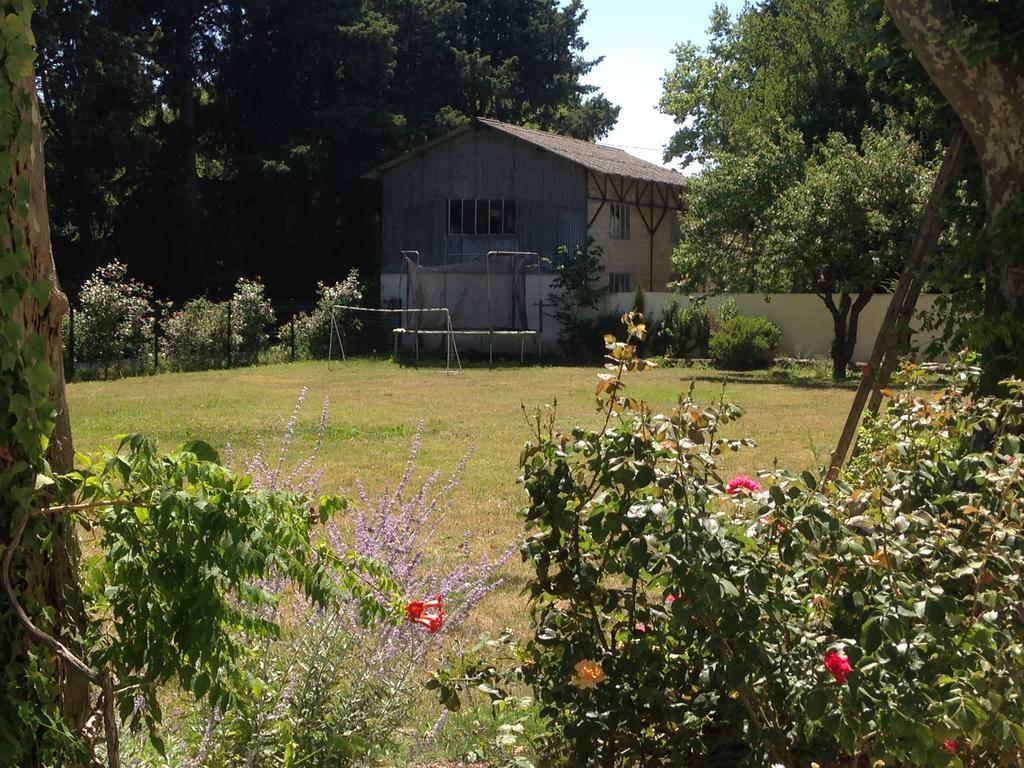Mas Le Nathakassou Villa Cabannes Exterior photo